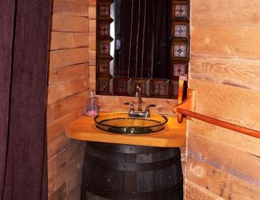 Queen Room with Bathroom