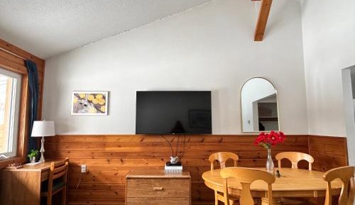 Double or Twin Room with Lake View - Disability Access