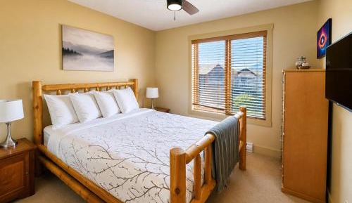 Two-Bedroom Apartment with Balcony