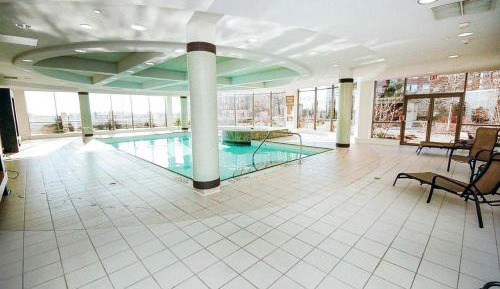 Two-Bedroom Apartment with City View
