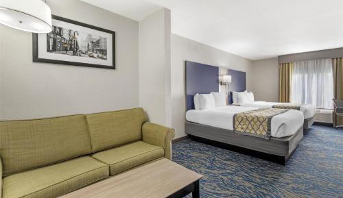 Queen Suite with Sofa Bed - Non-Smoking