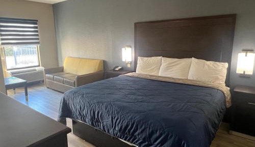 Standard King Room
