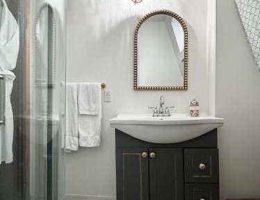 Queen Suite