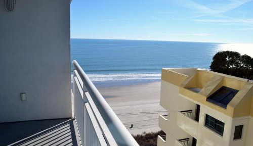 Three-Bedroom Suite with Ocean View