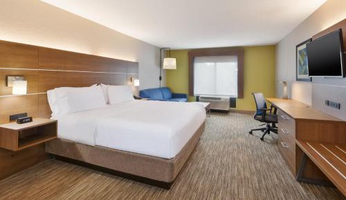 King Suite with Sofa Bed - Non-Smoking
