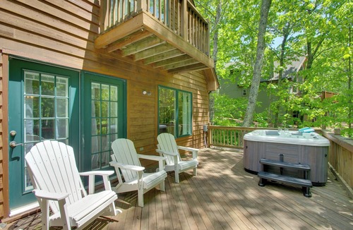 Nellysford Cottage | Wintergreen Resort Retreat w/Hot Tub!