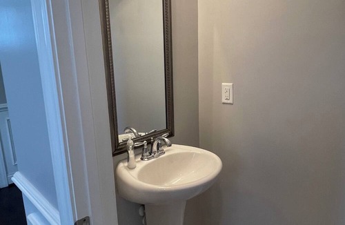 Elliott House | Home Near Shaw Airforce Base Close to Major Attractions, Food, & Entertainment