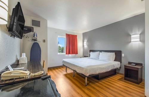 Knoxville Hotel | Americas Best Value Inn - Knoxville East