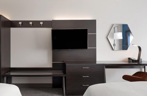 West Memphis Hotel | Holiday Inn Express and Suites West Memphis by IHG