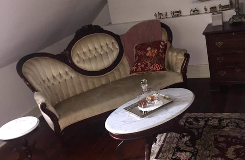Old Town Fredericksburg Bed & Breakfast | The Richard Johnston Inn & 1890 Caroline House