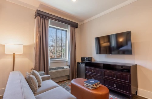 Clemson Hotel | The Abernathy of Clemson