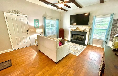 Cumming House | Tranquil Home in Cumming