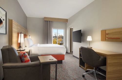 West Memphis Hotel | Candlewood Suites West Memphis by IHG