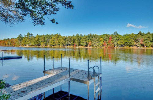 Barrington Cottage | 7 Mi to Hiking: Waterfront Long Pond Gem!