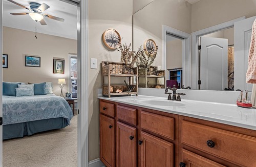 Southern Pines House | US OPEN! Sleeps 12 Scots of the Pines 6-bedroom Pet-friendly in Southern Pines
