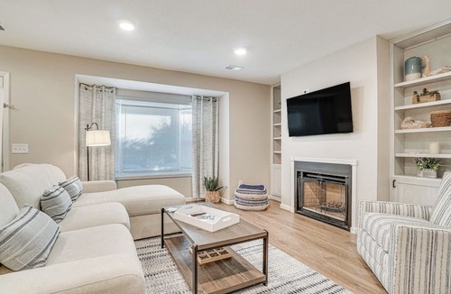 Helen Apartment | Bright Helen Cottage: Walk to Town!