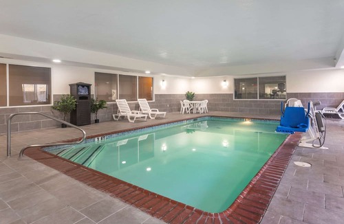 Lebanon Hotel | Sleep Inn & Suites Lebanon - Nashville Area