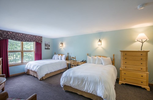 Carrabassett Valley Hotel | Sugarloaf Mountain Hotel