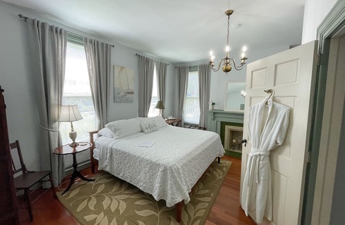 New Bern Bed & Breakfast | Meadows Inn Bed & Breakfast