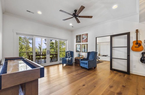 Seneca House | Halcyon Heights on Lake Keowee!