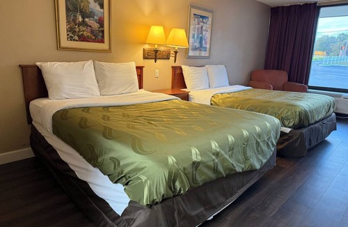 Paris Hotel | Paris Inn and Suites