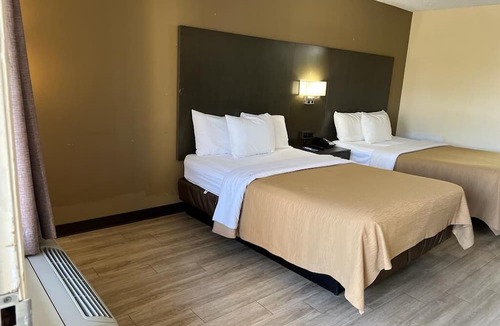 Walterboro Hotel | Rodeway Inn Walterboro I-95