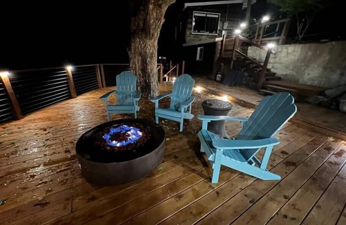 Apple Ridge Cabin | 100 mile view, 2.5 miles to downtown Blowing Rock.