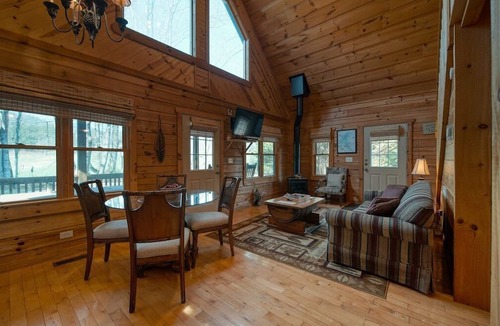 Hiawassee Cabin | Creekside Fish Cabin