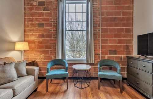 Myrtle Beach Condo | The Brewer's Lofts Above Grand Strand Brewing