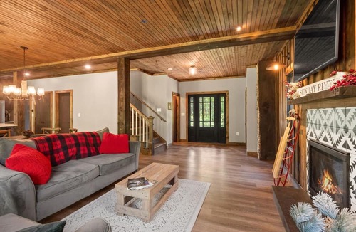 Sunday River Area House | Alpine Lodge- Beautiful New Home Minutes to Sunday River