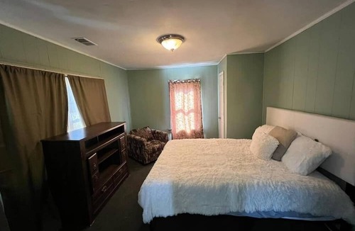 Sumter House | This is your home away from home.