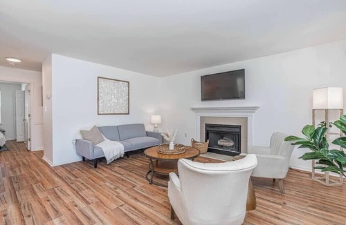 Columbia Apartment | Fully renovated unit beside interstate & hospital!