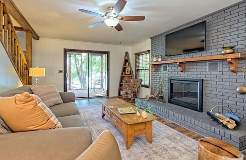 Hiawassee House | Private Dock, Mountain View, Lake Front, 2 kayaks, 2 SUPs, 1 canoe, Hot tub