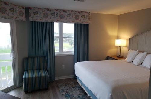 Atlantic Beach Resort | 2 Bedroom Ocean Resort Peppertree, up to 7 nights, sleeps 6 in 4 beds, 1000 SQFT