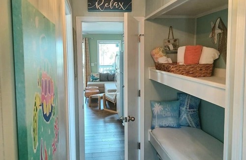 Isle of Palms Condo | Discover Charleston @seacabin226b - Isle of Palms, Oceanfront Condo