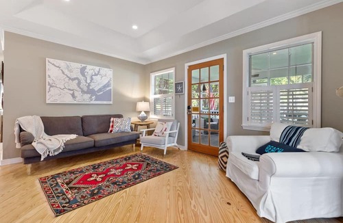Isle of Palms House | Pet Friendly, 2 blocks from Beach, 4 Bikes!