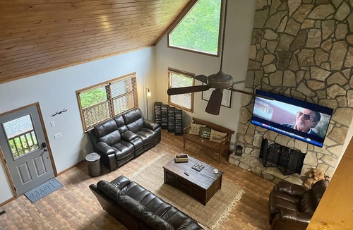 Hiawassee Cabin | North GA Mountain Paradise Natural Swimming Pool and Stream