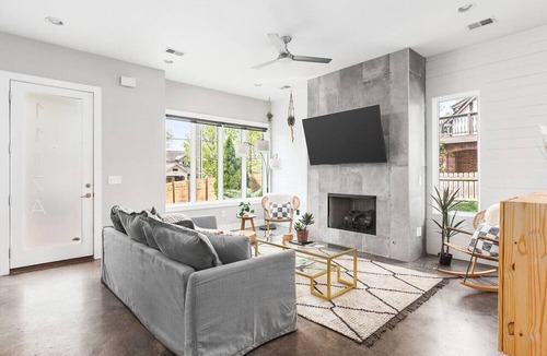 Inglewood House | House with Fenced-In Yard and Rooftop Deck, 3 miles to Downtown