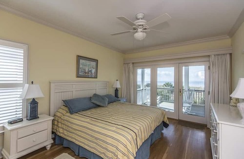 Edisto Island House | Spacious Beachfront Home on St. Helena Sound; 2 Screened Porches; Sundeck w/Sunset Views