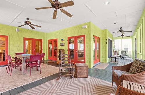 Tybee Island House | Blue Skies | Game Room, Fire Pit & More!