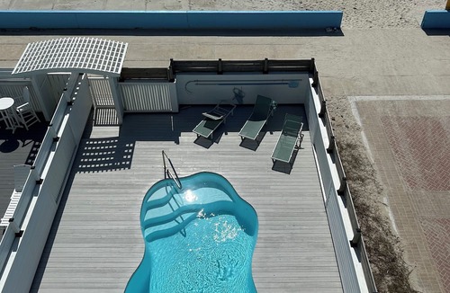 Atlantic Beach House | OCEANFRONT 5-BEDROOM 4.5 BATHROOM HOUSE WITH ELEVATOR AND SALT WATER POOL.