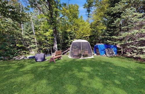 Jefferson House | Country home w/stream, yard, garden, snowmobile access, nr Santa's Village
