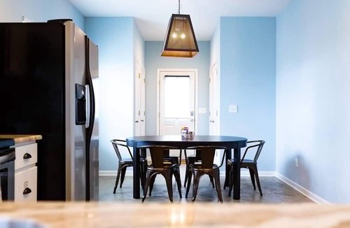 East Memphis Apartment | Clean & Serene House + Studio - Easy On/off I-40