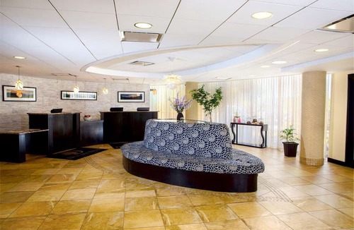 South Portland Hotel | King Room on Premium Floor w/Free Parking l Near Portland Jetport