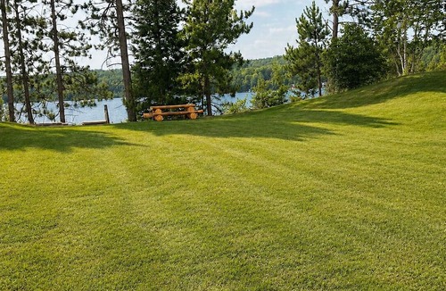 Madawaska Valley Cottage | Lake house in Barry’s bay
