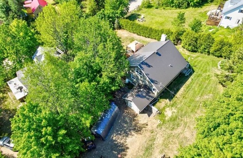 Mandeville Ski Chalet | 4-Bedroom Family Retreat · Lake Access · Fireplace · Mandeville, Lanaudière