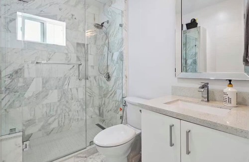 Uptown House | Royal City Retreat | Family-Friendly 3BR Getaw