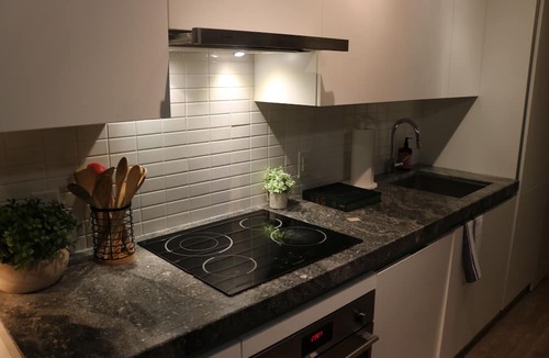 Wellington Place Condo | Downtown Toronto Luxury 1BR on King St West - Entertainment District!