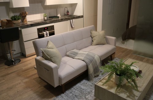 Wellington Place Condo | Downtown Toronto Luxury 1BR on King St West - Entertainment District!