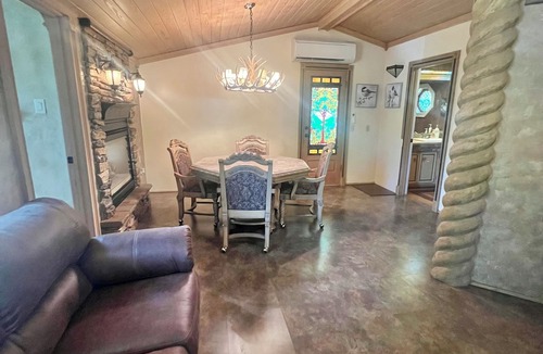 Florence House | Collins Quarters - Full House in the heart of Florence!